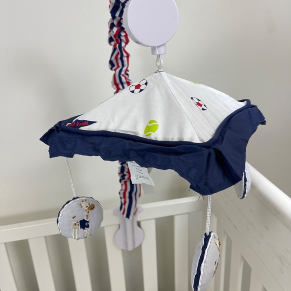 Baby Crib Giraffe Mobile, Nursery Mobile for Crib with Music Wind Up Spinner - Picture 6 of 11